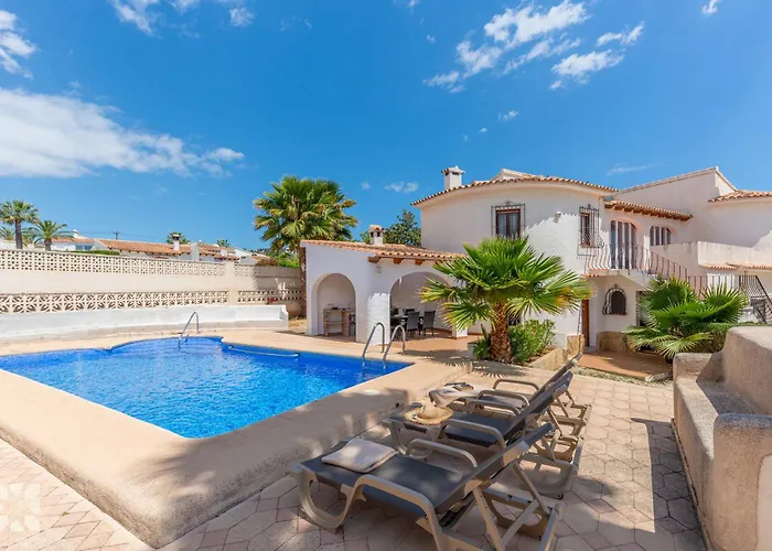 Villa Esmeralda By Abahana Villas
